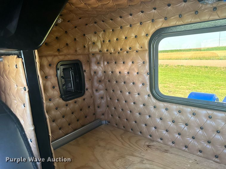 image for item ER2138 1978 Peterbilt 359 semi truck