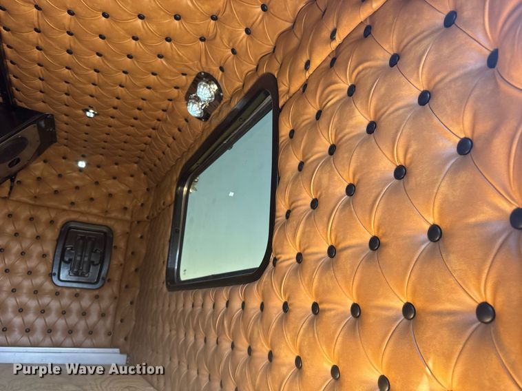 image for item ER2138 1978 Peterbilt 359 semi truck