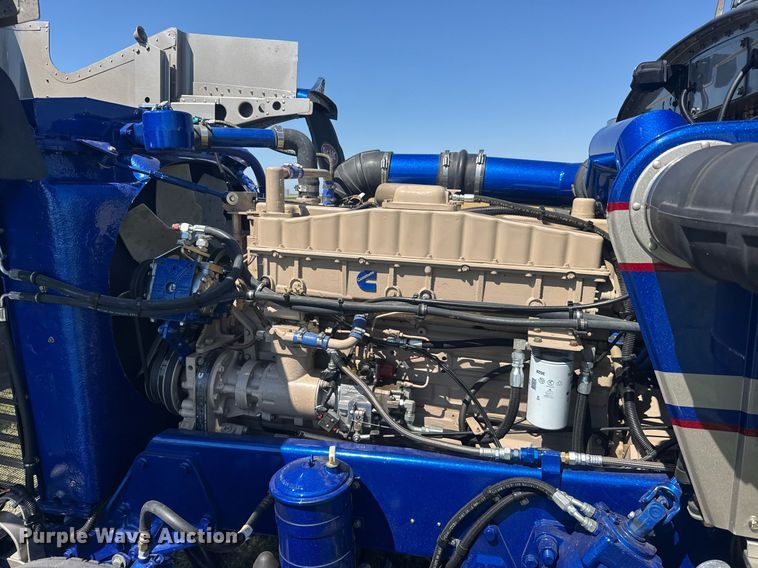 image for item ER2138 1978 Peterbilt 359 semi truck