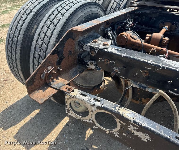 image for item ER2170 1996 Kenworth T600 semi truck