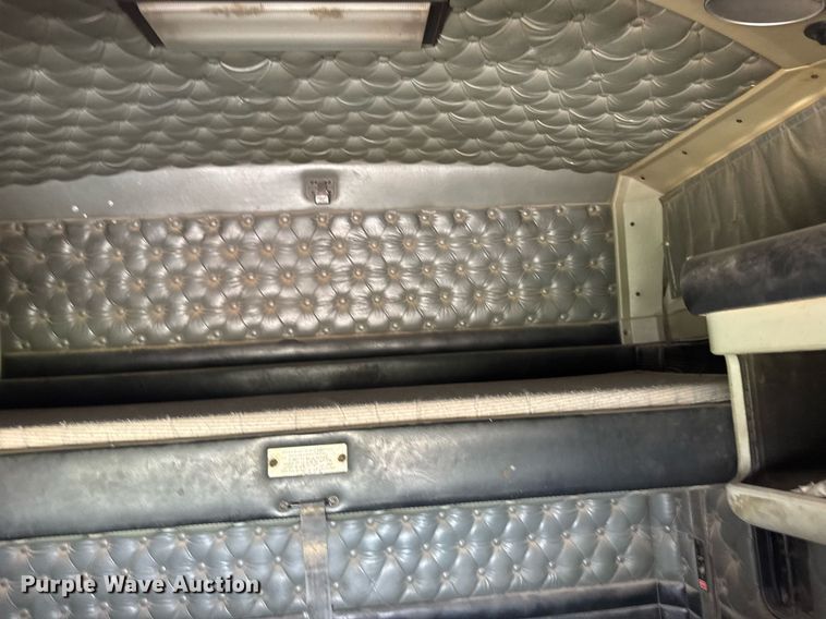 image for item ER2170 1996 Kenworth T600 semi truck