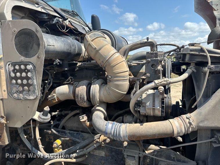 image for item ER2170 1996 Kenworth T600 semi truck