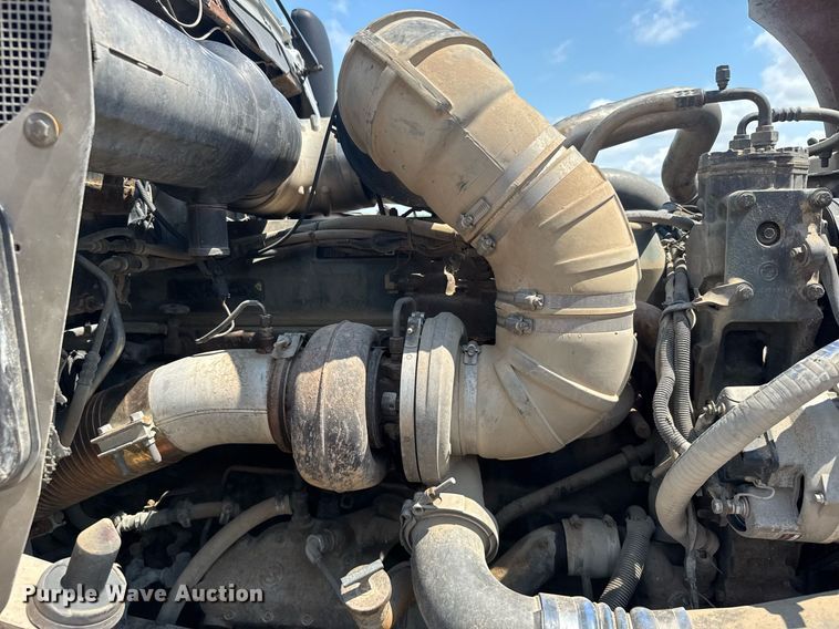 image for item ER2170 1996 Kenworth T600 semi truck