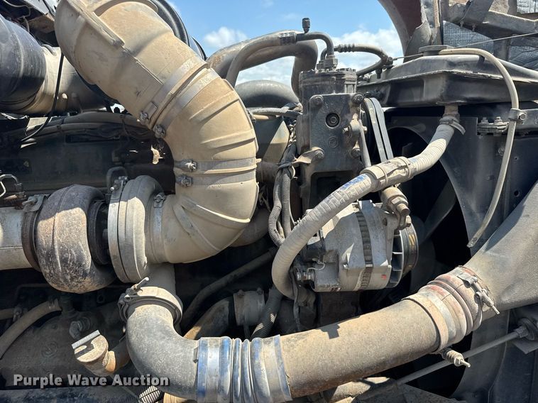 image for item ER2170 1996 Kenworth T600 semi truck