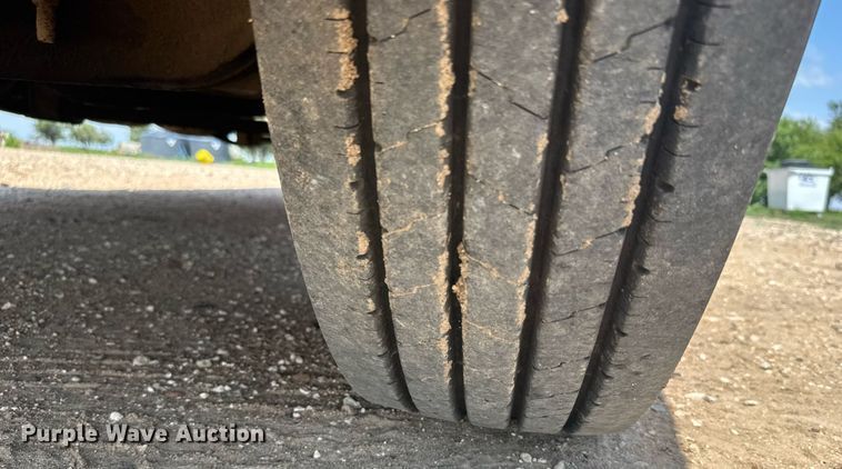 image for item ER2170 1996 Kenworth T600 semi truck