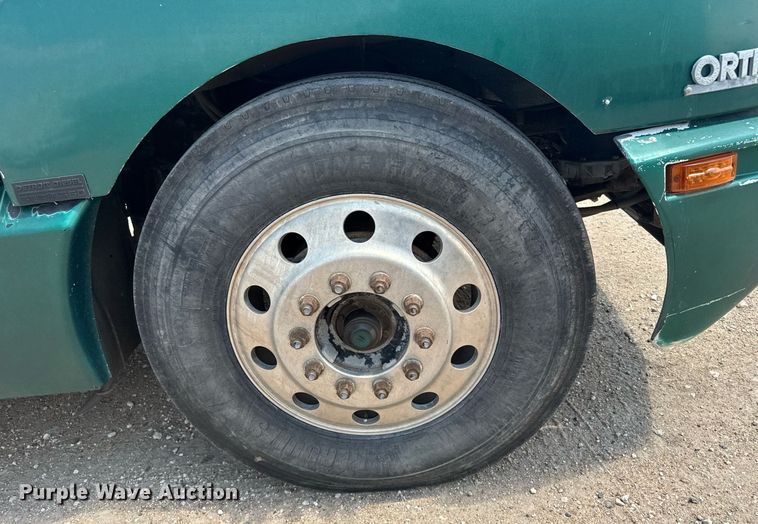 image for item ER2170 1996 Kenworth T600 semi truck