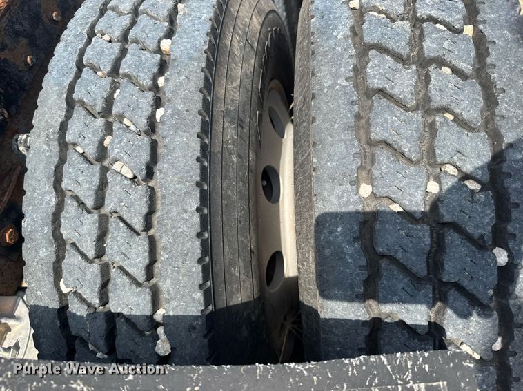 image for item ER2170 1996 Kenworth T600 semi truck