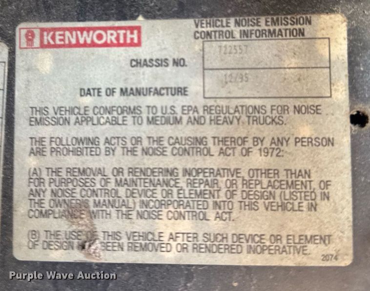 image for item ER2170 1996 Kenworth T600 semi truck