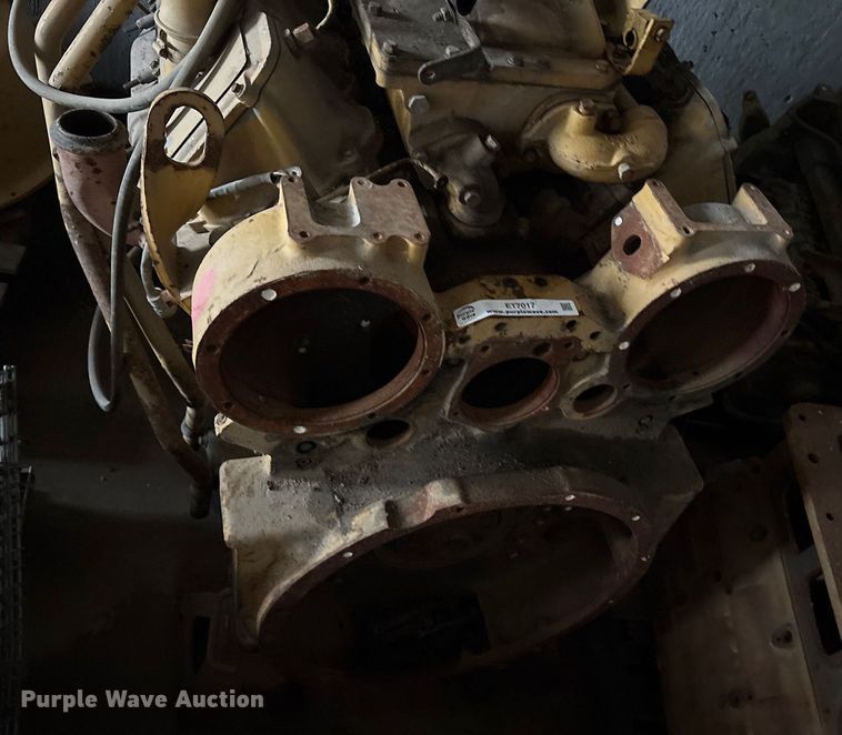 image for item ET7017 (2) Detroit Diesel engines