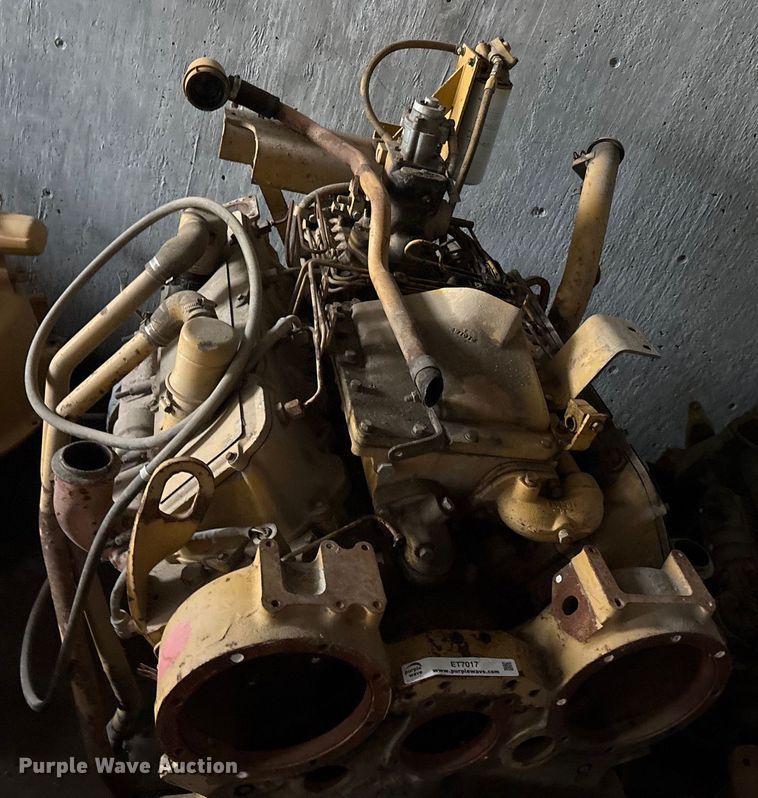 image for item ET7017 (2) Detroit Diesel engines