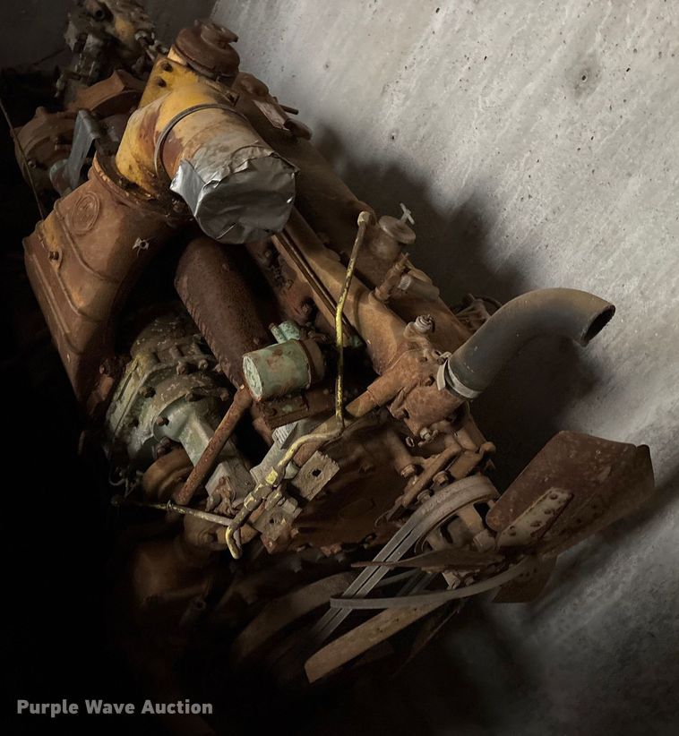 image for item ET7017 (2) Detroit Diesel engines