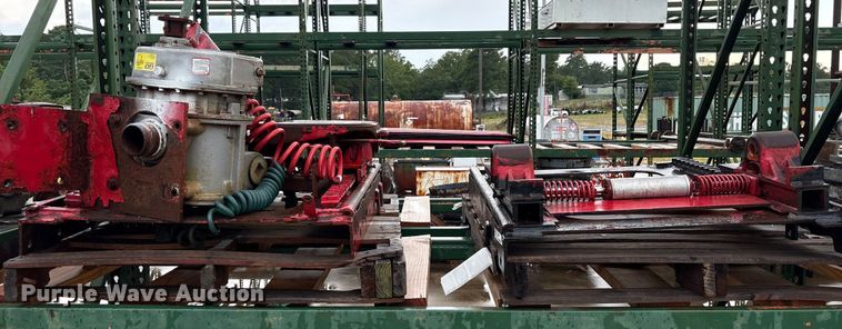 image for item ET7021 (4) Jost and Holland JSK37HS fifth wheel plates