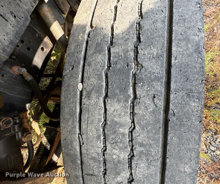 image for item ET7042 1992 International 4700  