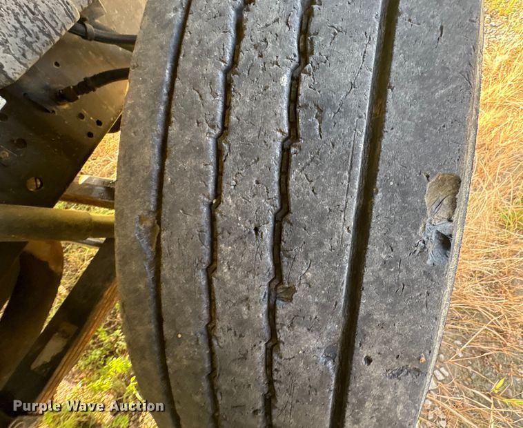 image for item ET7042 1992 International 4700  