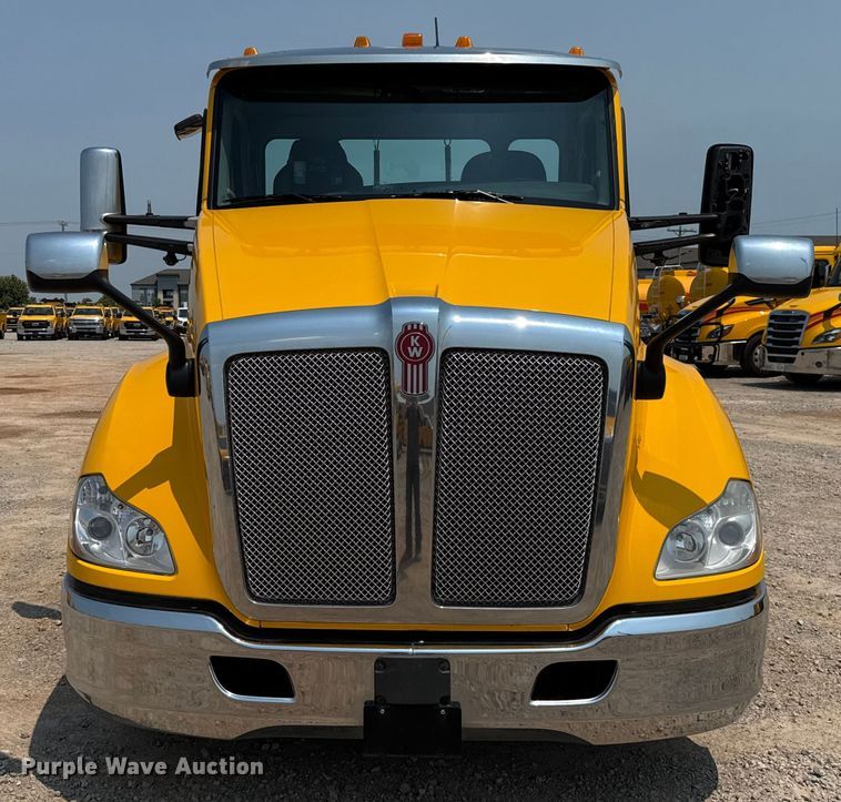 CAMIóN 2021 KENWORTH