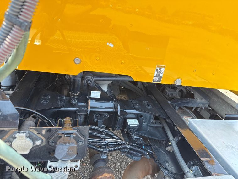 image for item EU2020 2021 Kenworth T680 semi truck