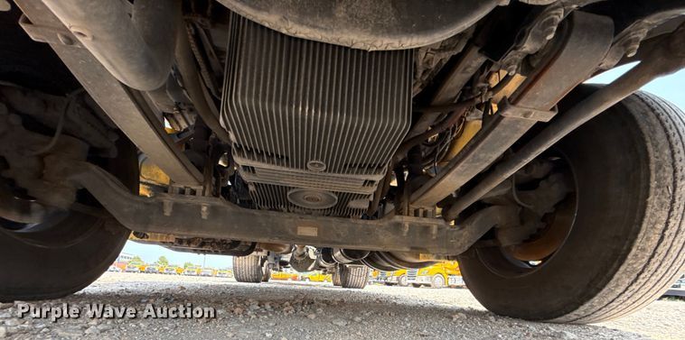 image for item EU2020 2021 Kenworth T680 semi truck