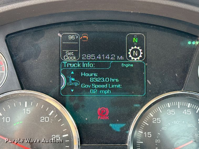 image for item EU2020 2021 Kenworth T680 semi truck