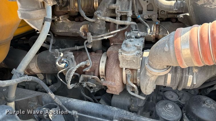 image for item EU2020 2021 Kenworth T680 semi truck