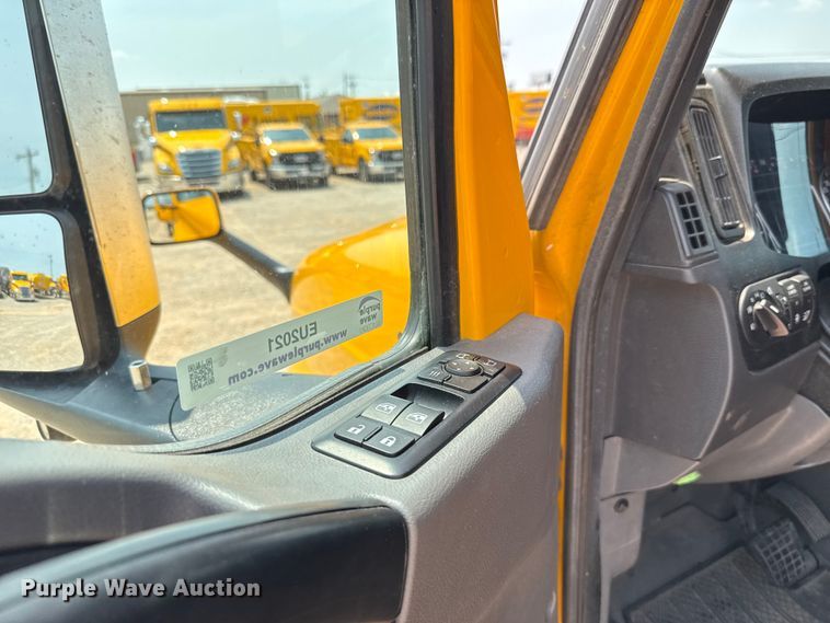 image for item EU2021 2023 International LT625 semi truck