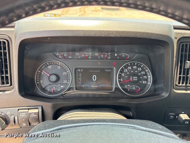 image for item EU2021 2023 International LT625 semi truck