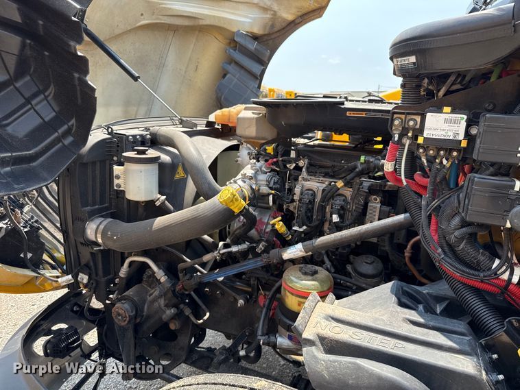 image for item EU2021 2023 International LT625 semi truck