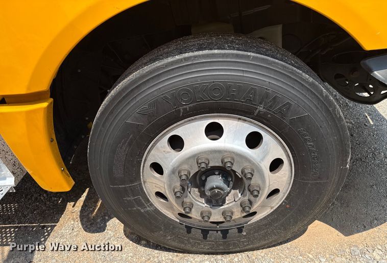 image for item EU2021 2023 International LT625 semi truck