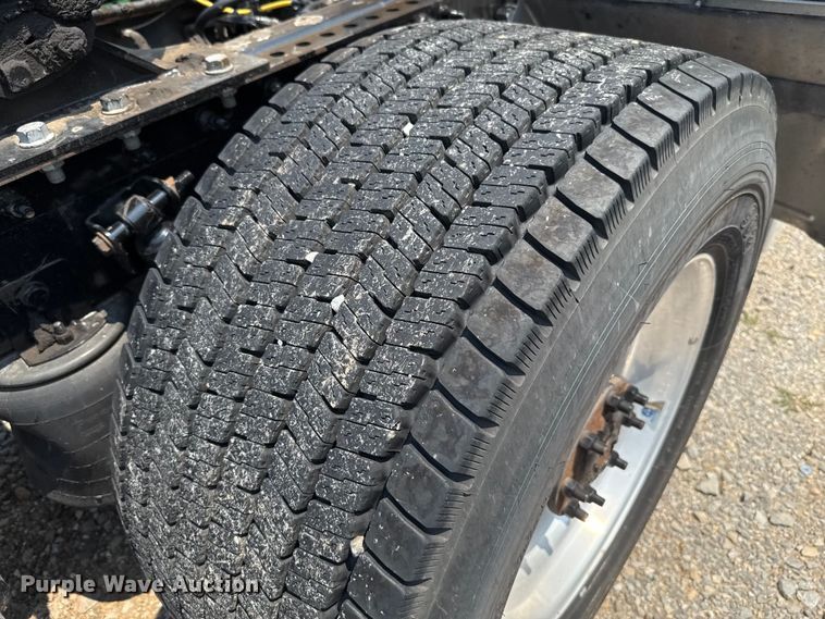 image for item EU2021 2023 International LT625 semi truck