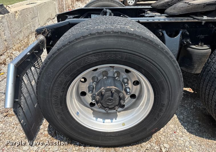 image for item EU2021 2023 International LT625 semi truck