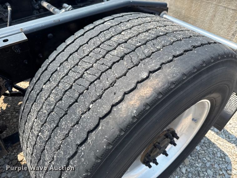 image for item EU2021 2023 International LT625 semi truck