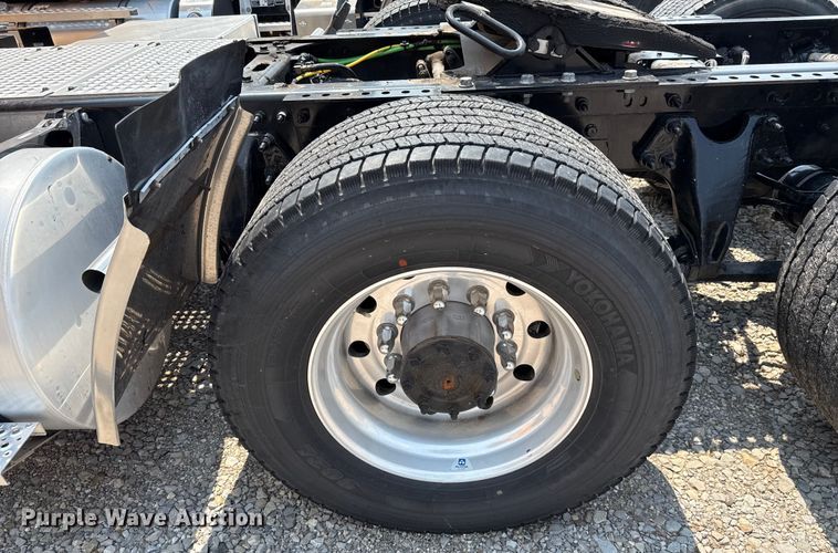 image for item EU2021 2023 International LT625 semi truck