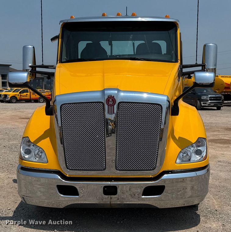 CAMIóN 2021 KENWORTH