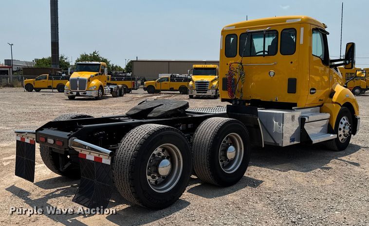 CAMIóN 2021 KENWORTH