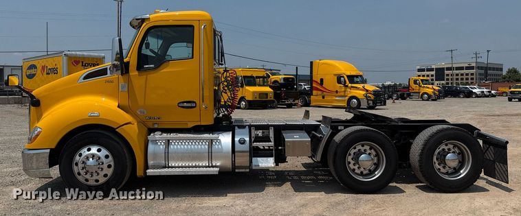 image for item EU2022 2021 Kenworth T680 semi truck
