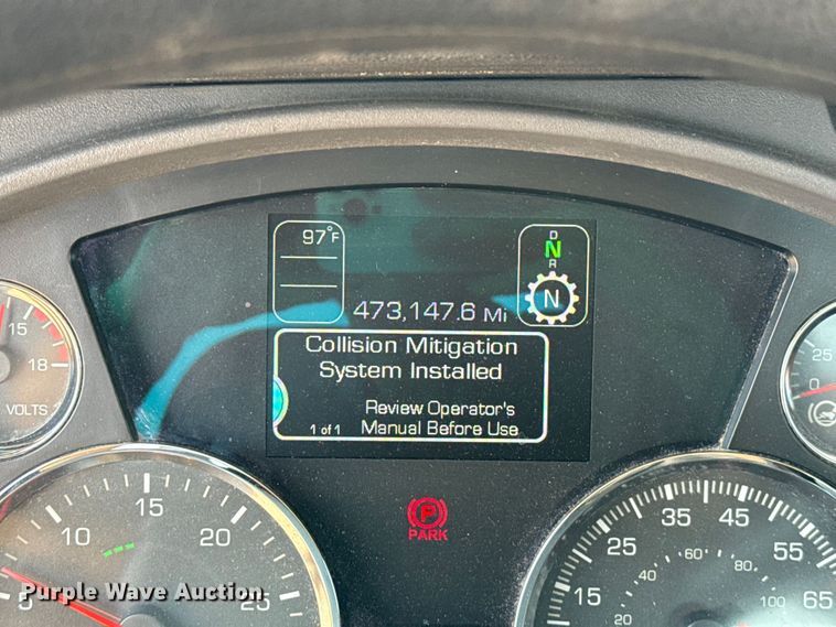 image for item EU2022 2021 Kenworth T680 semi truck