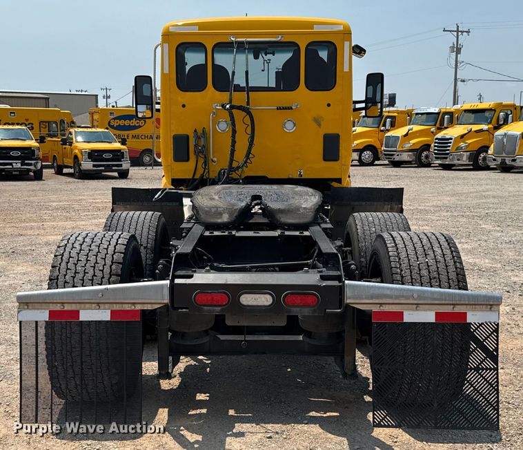 image for item EU2023 2022 Kenworth T680 semi truck