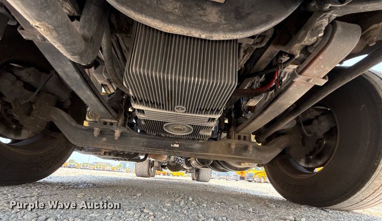 image for item EU2023 2022 Kenworth T680 semi truck