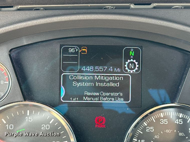 image for item EU2023 2022 Kenworth T680 semi truck