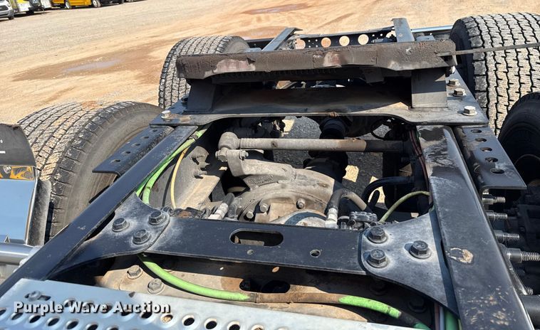 image for item EU2024 2021 International LT625 semi truck