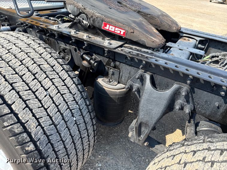 image for item EU2024 2021 International LT625 semi truck