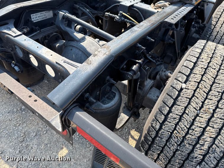 image for item EU2024 2021 International LT625 semi truck