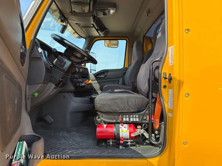 image for item EU2024 2021 International LT625 semi truck