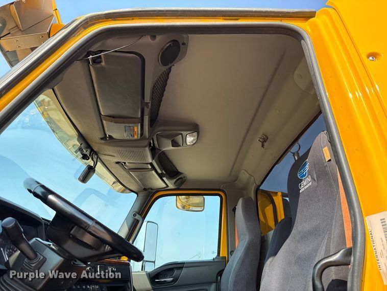 image for item EU2024 2021 International LT625 semi truck