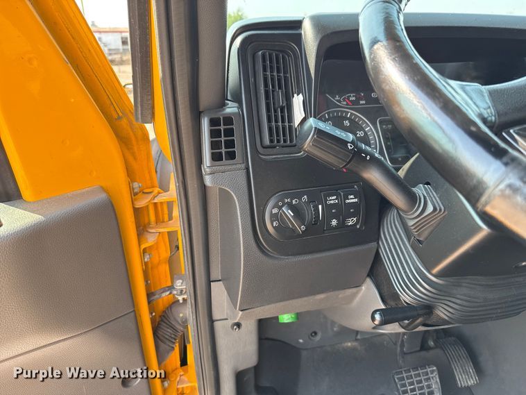 image for item EU2024 2021 International LT625 semi truck