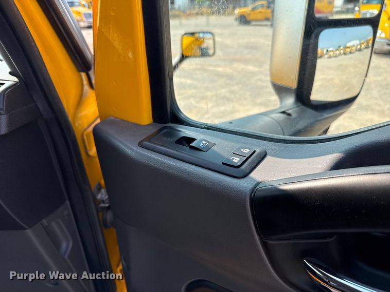 image for item EU2024 2021 International LT625 semi truck