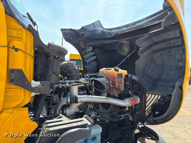 image for item EU2024 2021 International LT625 semi truck