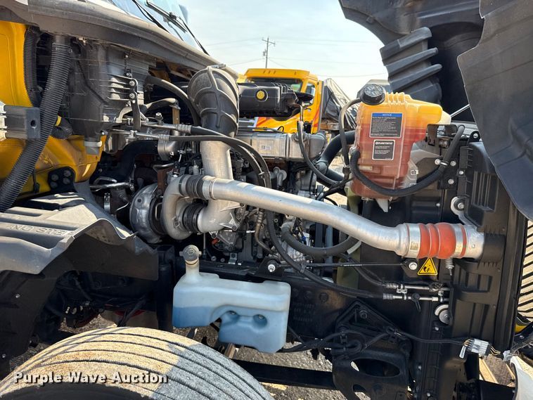 image for item EU2024 2021 International LT625 semi truck