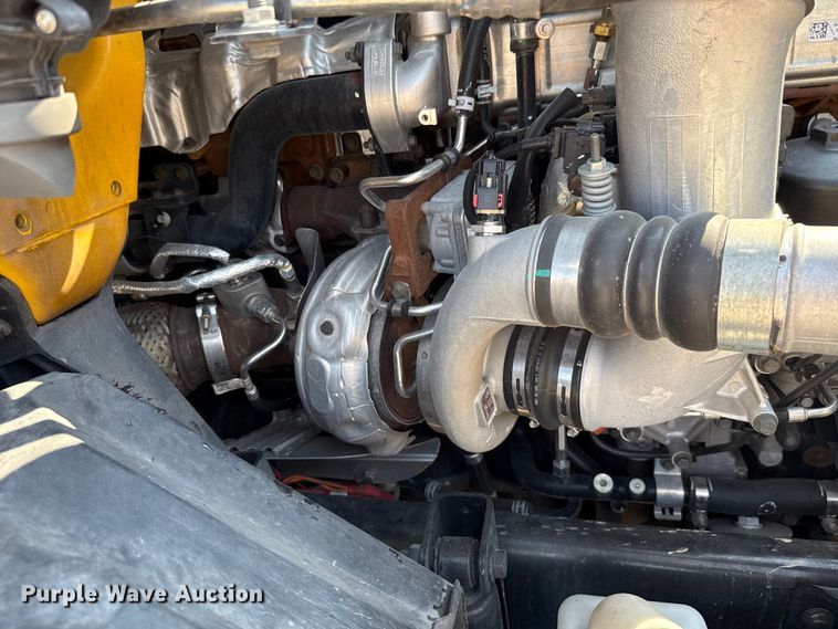 image for item EU2024 2021 International LT625 semi truck