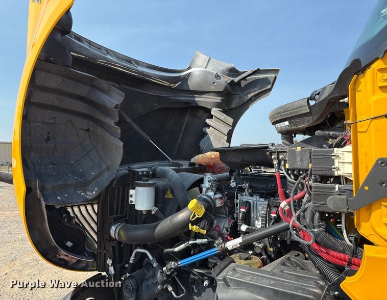 image for item EU2024 2021 International LT625 semi truck