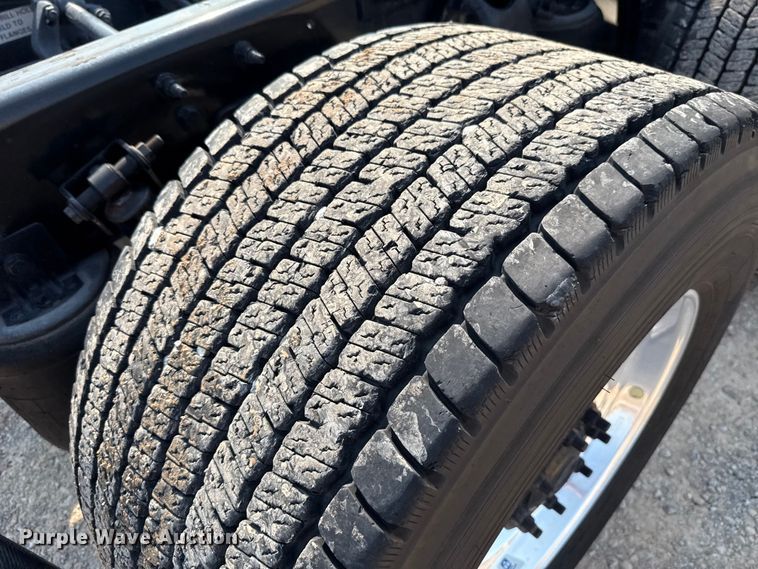 image for item EU2024 2021 International LT625 semi truck